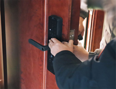 瀍河24小时上门开锁公司